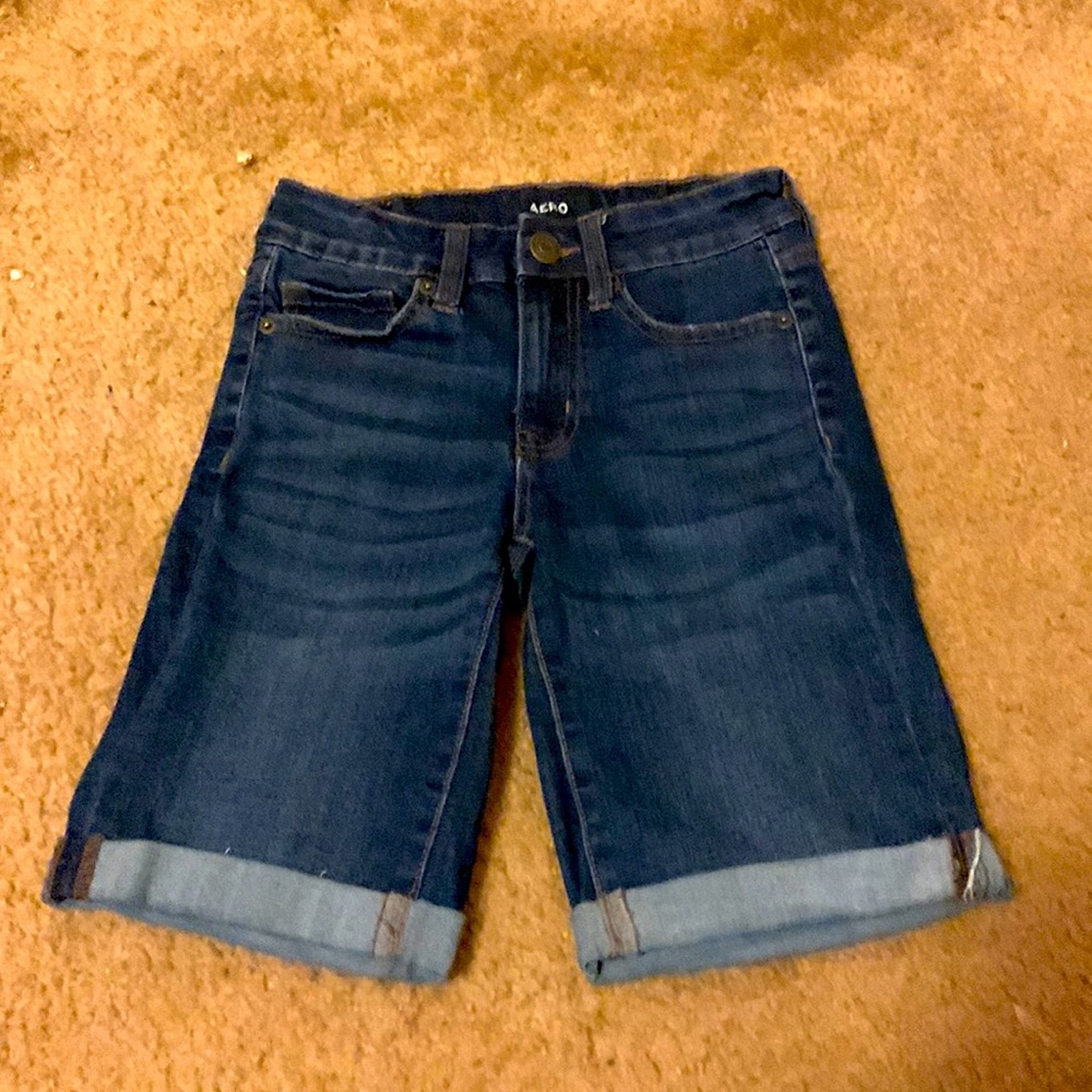 Dark Blue Aero Capris